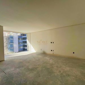 Apartamento com 200m², 3 dormitórios, 3 suítes, 3 vagas no Vanguard em Torres para Comprar