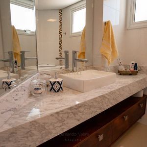 Apartamento com 263m², 4 dormitórios, 4 suítes, 4 vagas no Neptuno em Torres para Comprar