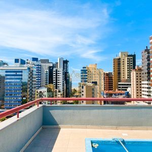 Duplex com 330m², 4 dormitórios, 1 suíte, 2 vagas no Marimar em Torres para Comprar