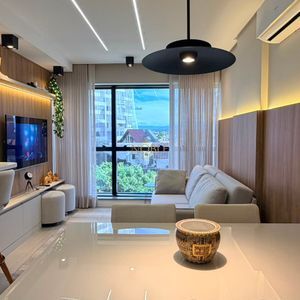Apartamento com 76m², 2 dormitórios, 2 suítes, 1 vaga no Rosa dos Ventos em Torres para Comprar