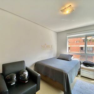 Apartamento com 120m², 4 dormitórios, 1 suíte, 2 vagas no Michelângelo em Torres para Comprar