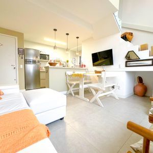 Loft com 50m², 1 dormitório, 1 suíte, 1 vaga no Loft Las Piedras em Torres para Comprar