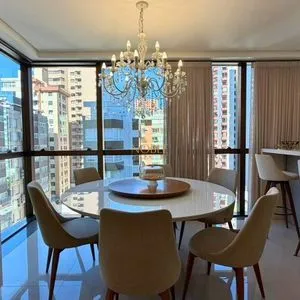 Apartamento com 103m², 3 dormitórios, 3 suítes, 2 vagas no Absoluto em Torres para Comprar