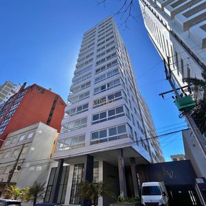 Apartamento com 79m², 2 dormitórios, 2 suítes, 1 vaga no La Vistara em Torres para Comprar
