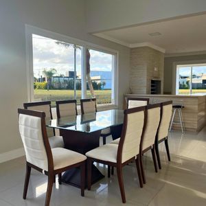 Casa de Condomínio com 320m², 4 dormitórios, 4 suítes, 4 vagas no Ocean Side em Torres para Comprar