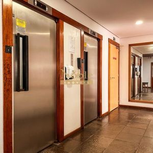 Apartamento com 122m², 3 dormitórios, 1 suíte, 1 vaga no Villa del Mar em Torres para Comprar