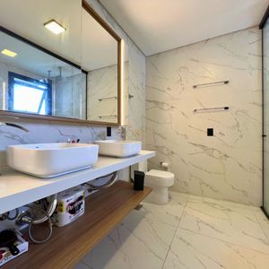 Casa de Condomínio com 350m², 3 dormitórios, 3 suítes, 2 vagas no Condomínio Ilhas Park em Torres para Comprar