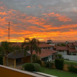 Apartamento com 146m², 3 dormitórios, 1 suíte, 1 vaga no Marechiare em Torres para Comprar