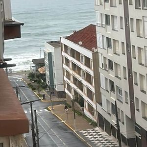 Apartamento com 60m², 1 dormitório no Torre de Prata em Torres para Comprar