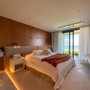 Cobertura com 344m², 3 dormitórios, 3 suítes, 3 vagas no Ares em Torres para Comprar