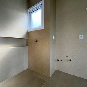 Casa de Condomínio com 264m², 4 dormitórios, 4 suítes, 2 vagas no Reserva das Águas em Torres para Comprar