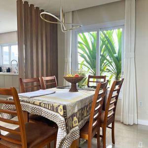 Casa com 180m², 3 dormitórios, 1 suíte, 4 vagas no bairro Novo Passo em Passo de Torres para Comprar