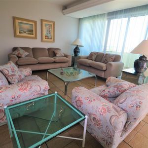 Apartamento com 263m², 4 dormitórios, 4 suítes, 4 vagas no Neptuno em Torres para Comprar