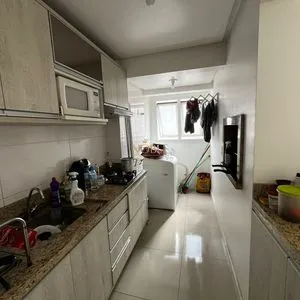 Apartamento com 77m², 2 dormitórios, 1 suíte, 1 vaga no Piazza em Torres para Comprar