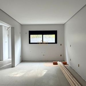 Geminado com 106m², 3 dormitórios, 1 suíte, 1 vaga no bairro Praia da Cal em Torres para Comprar