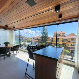 Apartamento com 155m², 3 dormitórios, 1 suíte, 2 vagas no Morada do Parque em Torres para Comprar