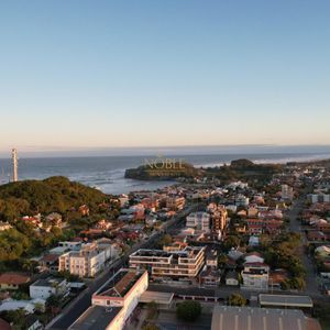 Cobertura com 149m², 2 dormitórios, 1 suíte, 1 vaga no Roca em Torres para Comprar