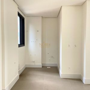 Apartamento com 108m², 3 dormitórios, 1 suíte, 2 vagas no Urban em Torres para Comprar