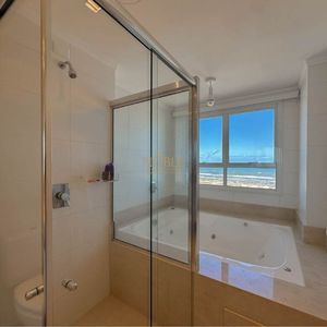 Apartamento com 240m², 4 dormitórios, 4 suítes, 3 vagas no Blue Diamond em Torres para Comprar