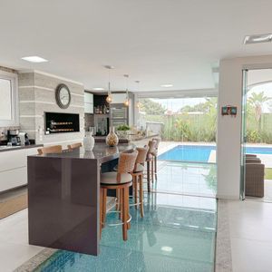 Casa de Condomínio, 4 dormitórios, 4 suítes, 2 vagas no Ocean Side em Torres para Comprar