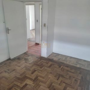 Apartamento com 120m², 3 dormitórios, 1 suíte, 1 vaga no Edifício José Picoral em Torres para Comprar
