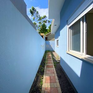 Casa com 70m², 3 dormitórios, 1 suíte, 1 vaga no bairro Novo Passo em Passo de Torres para Comprar