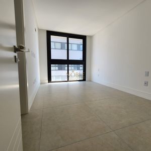 Apartamento com 220m², 4 dormitórios, 4 suítes, 3 vagas no Vitra em Torres para Comprar