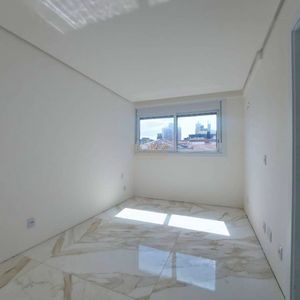 Apartamento com 79m², 2 dormitórios, 1 suíte, 1 vaga no La Vistara em Torres para Comprar