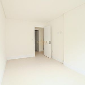 Apartamento com 130m², 3 dormitórios, 1 suíte, 2 vagas no Monterrey em Torres para Comprar
