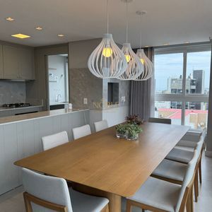 Apartamento com 102m², 3 dormitórios, 1 suíte, 2 vagas no Maui Residencial em Torres para Comprar