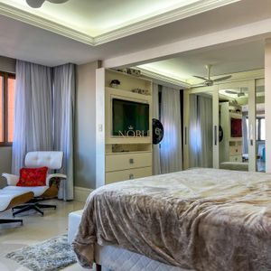 Apartamento com 212m², 3 dormitórios, 3 suítes, 2 vagas no L'essence em Torres para Comprar