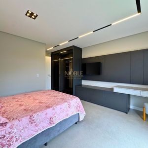 Casa de Condomínio com 435m², 4 dormitórios, 4 suítes, 4 vagas no Ocean Side em Torres para Comprar