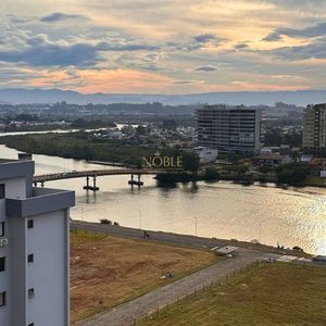 Apartamento, 2 dormitórios, 2 suítes, 2 vagas no Toronto em Torres para Comprar