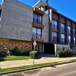 Apartamento com 68m², 2 dormitórios, 1 suíte, 2 vagas no Fratello em Torres para Comprar