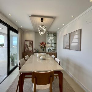 Cobertura com 123m², 2 dormitórios, 2 suítes, 2 vagas no Vicino em Torres para Comprar