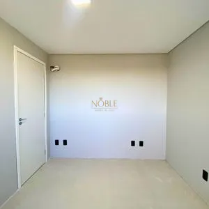 Sala Comercial com 32m², 1 dormitório no Quebec Comercial em Torres para Comprar