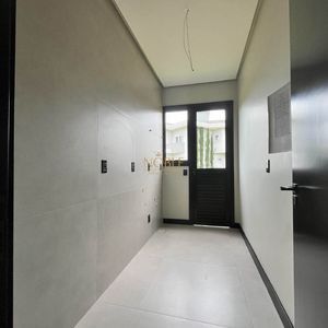 Casa de Condomínio com 250m², 4 dormitórios, 4 suítes, 2 vagas no Reserva das Águas em Torres para Comprar