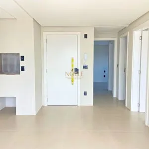Apartamento com 72m², 2 dormitórios, 1 suíte, 1 vaga no Majestic Residencial em Torres para Comprar