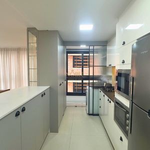 Apartamento com 117m², 3 dormitórios, 3 suítes, 2 vagas no Freedom em Torres para Comprar
