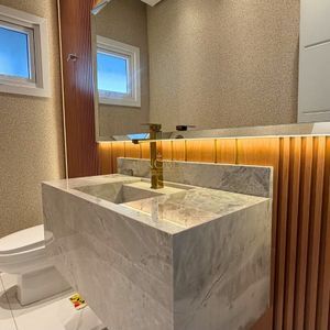 Casa de Condomínio com 233m², 3 dormitórios, 3 suítes, 2 vagas no Reserva das Águas em Torres para Comprar