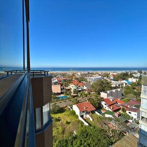 Cobertura com 400m², 4 dormitórios, 1 suíte, 2 vagas no Residencial da Barra em Torres para Comprar