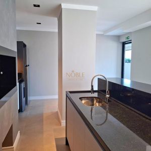 Apartamento com 74m², 2 dormitórios, 1 suíte, 1 vaga no Residencial Acrópole em Torres para Comprar