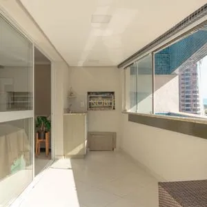 Apartamento com 125m², 3 dormitórios, 1 suíte, 2 vagas no Elegance em Torres para Comprar