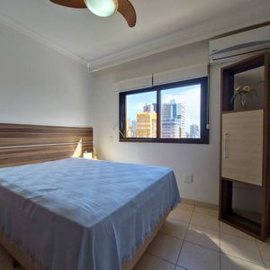 Apartamento com 131m², 3 dormitórios, 1 suíte, 2 vagas no Torre do Sol em Torres para Comprar