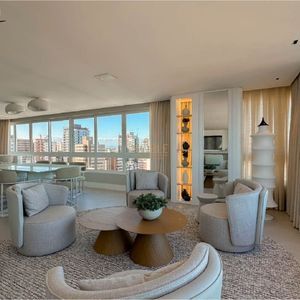 Apartamento com 240m², 4 dormitórios, 4 suítes, 3 vagas no Blue Diamond em Torres para Comprar