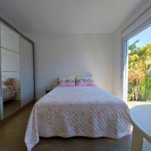 Casa com 210m², 3 dormitórios, 3 suítes, 2 vagas no Ocean Side em Torres para Comprar