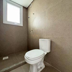 Apartamento com 72m², 2 dormitórios, 1 suíte, 1 vaga no Topazio em Torres para Comprar