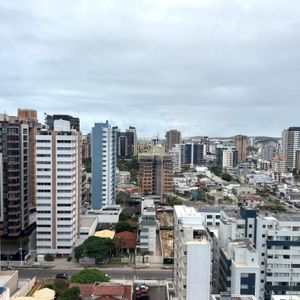 Apartamento com 53m², 1 dormitório, 1 suíte, 1 vaga no Punta Del Sole em Torres para Comprar