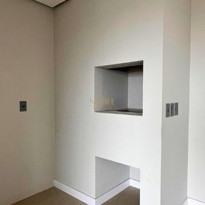 Apartamento com 70m², 2 dormitórios, 1 suíte, 2 vagas no Toronto em Torres para Comprar