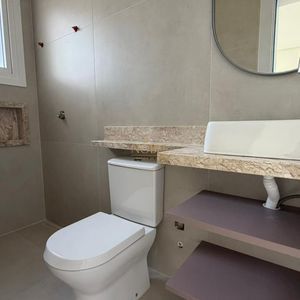 Apartamento com 110m², 3 dormitórios, 1 suíte, 2 vagas no Montalcino em Torres para Comprar